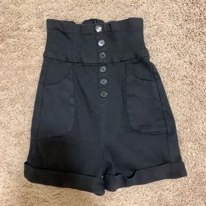 xxs - collectif - black high waist “nomi” vintage pinup shorts